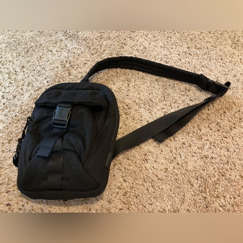 Vera Bradley Slingback Bag